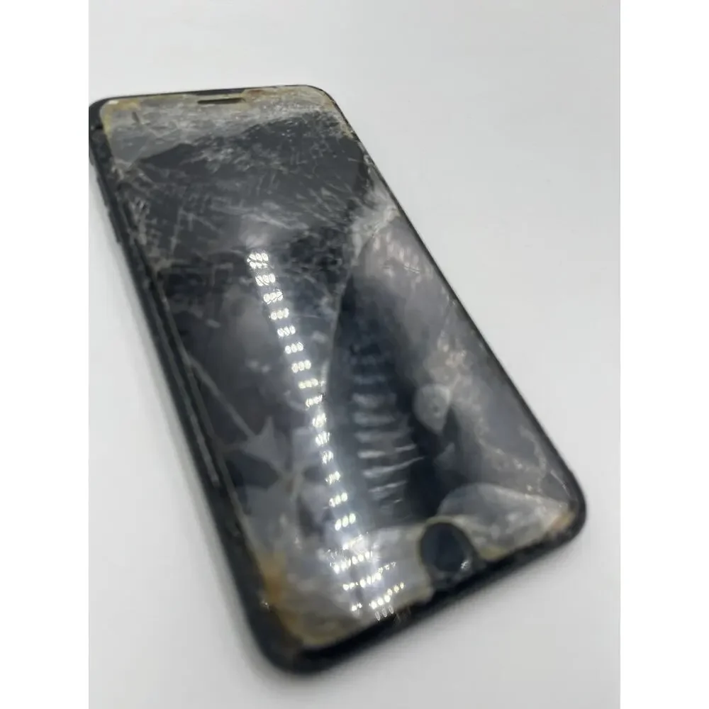 Apple iPhone 7 Plus – 32GB – For Parts/Repair – Black